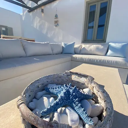 Nyaraló White House With Sea View *