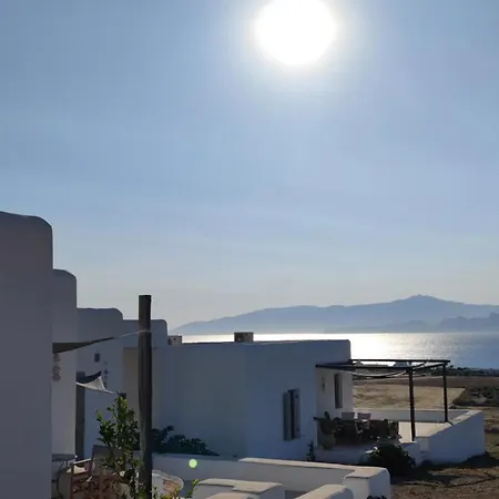 White House With Sea View Vakantiehuis Ambelas